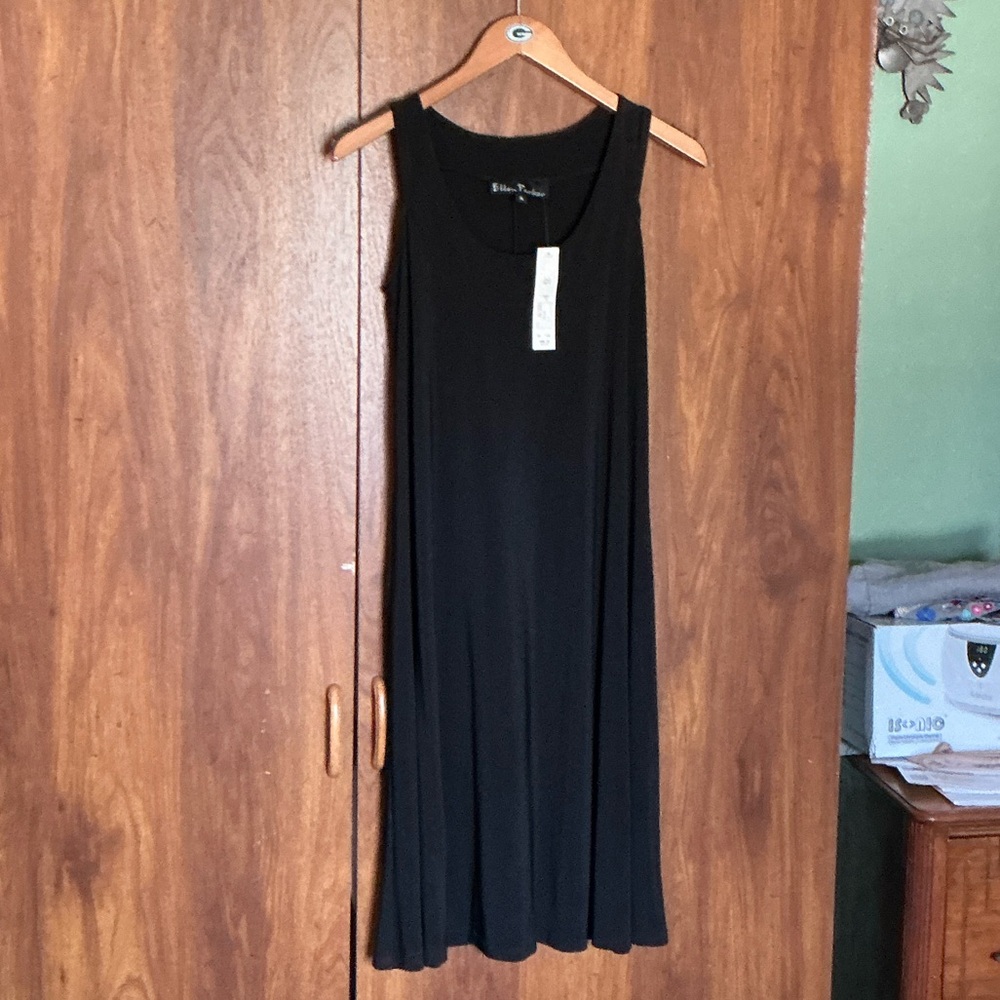 Elegant Black Sleeveless Dress